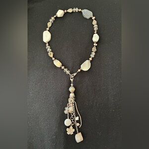 Elegant Agate & Beaded Necklace with Silver Tone Accents